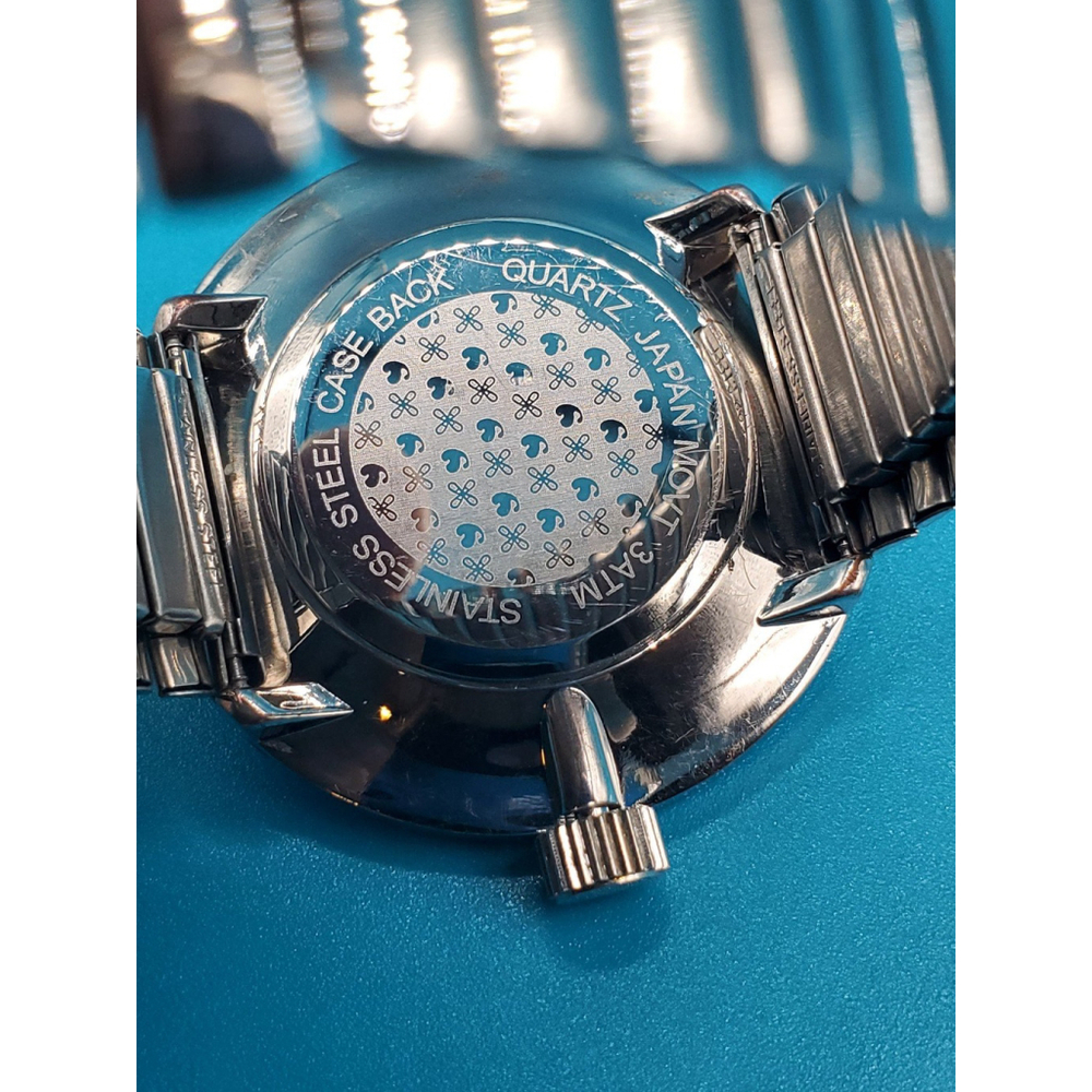 Womens Watch - Picture 8 of 9